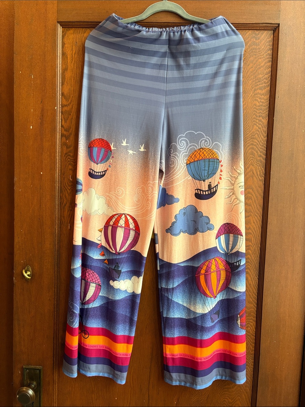 Anatolia Vibrant Color Hot Air Balloon Graphic Print Wide Leg Pants - Picture 2 of 15